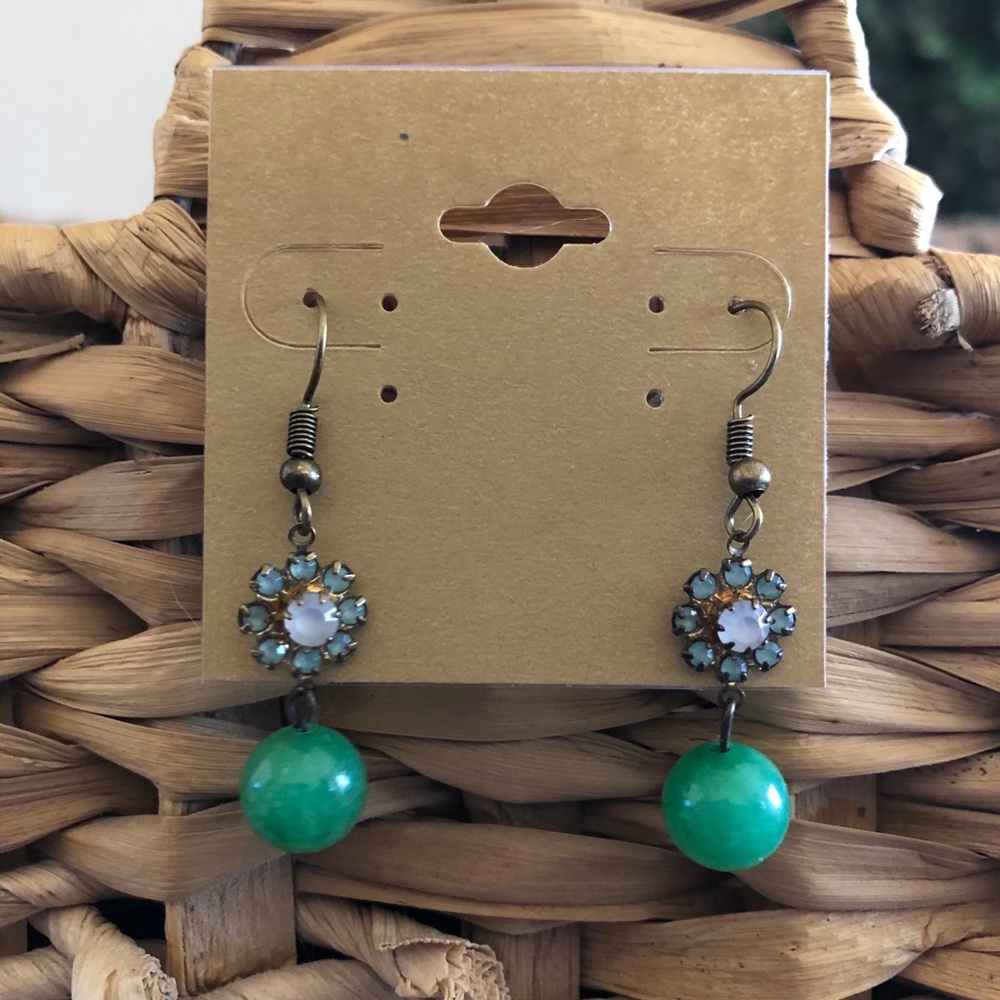 Vintage repurpose glass stone dangle earrings
